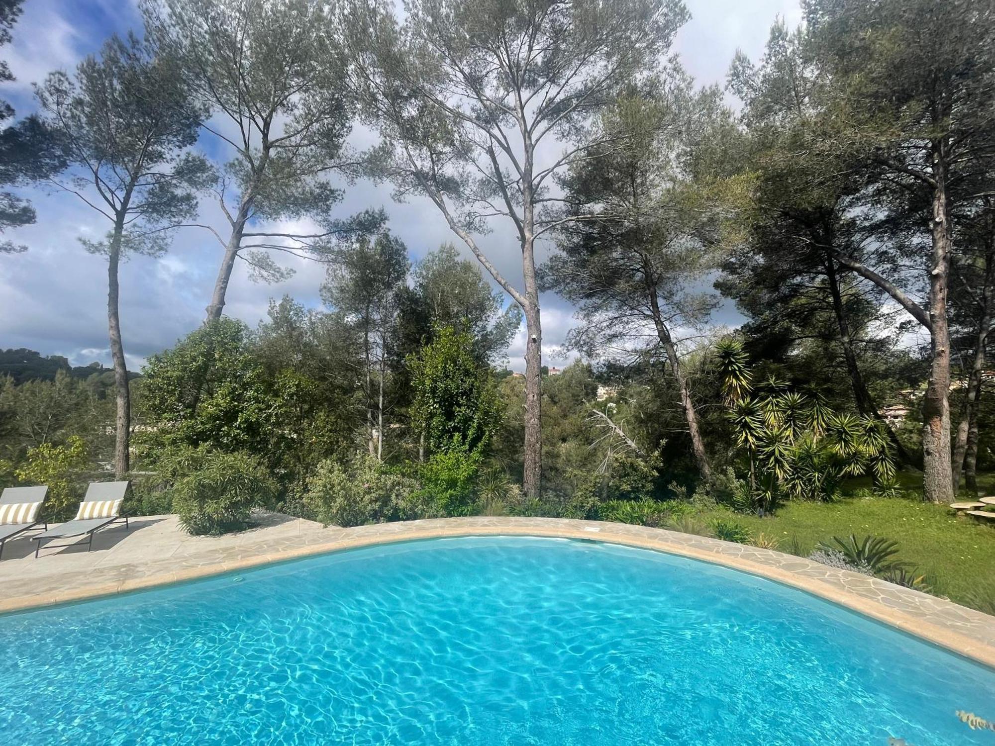 La Villa Des Carriers- Maison Avec Piscine Proche Mer Roquefort Les Pins Dış mekan fotoğraf